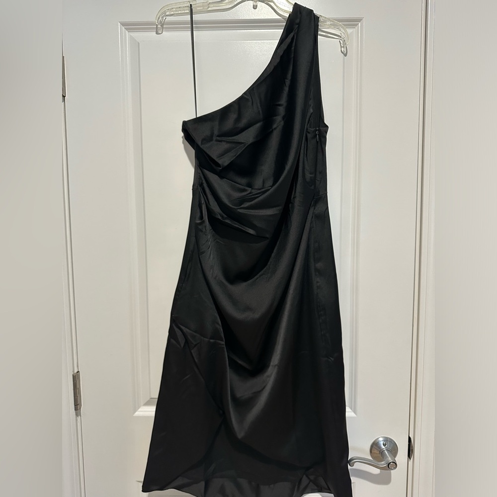 NWT Banana Republic Factory Black One Shoulder Satin Knee Length Dress Size 12